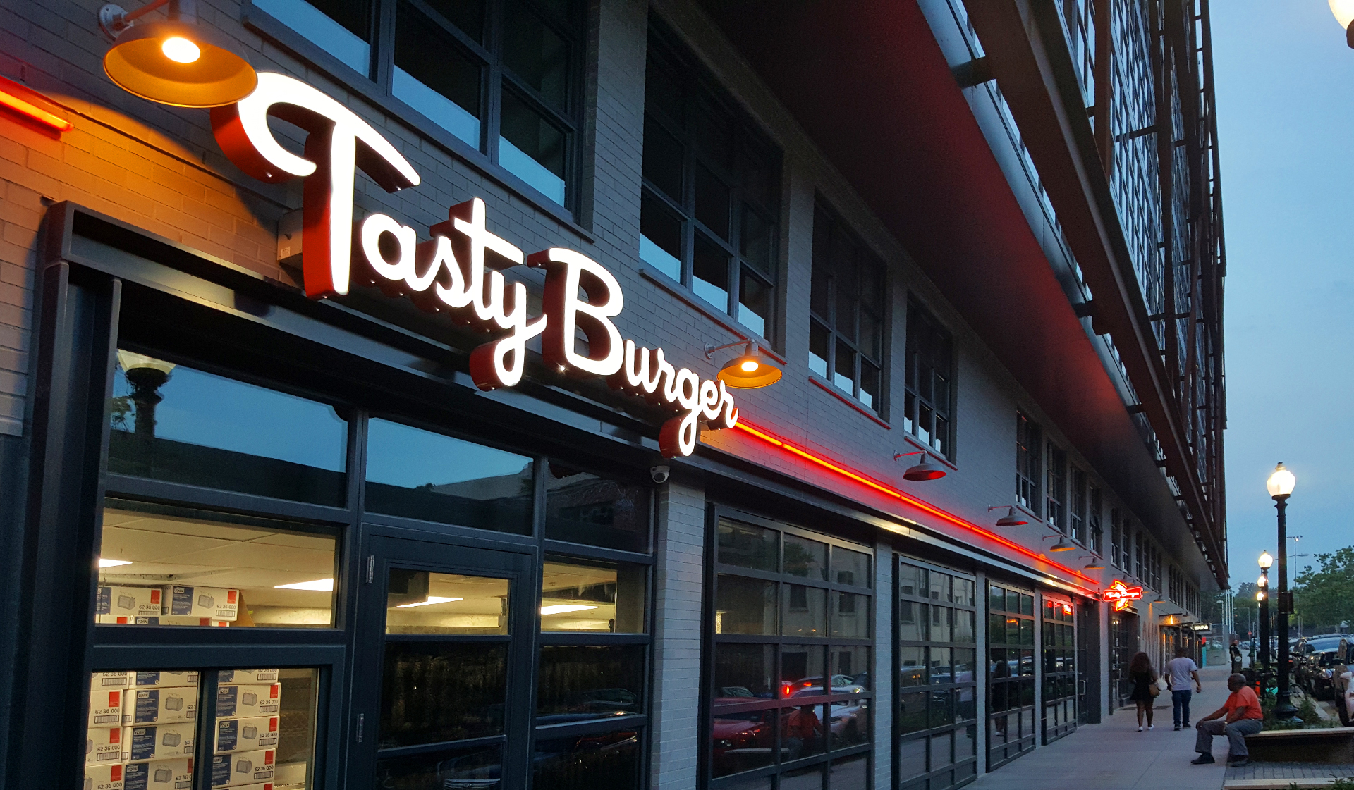 NAHRA_RESTAURANT_TASTY BURGER_4